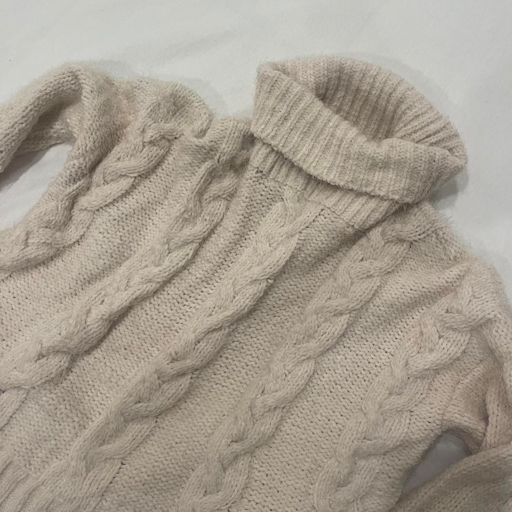 Turtleneck sweater
